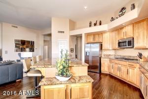 415 W Desert Flower Ln
