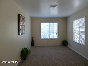 For Sale: 2125 E Saltsage Dr Phoenix, AZ 85048