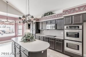3105 E Muirwood Dr