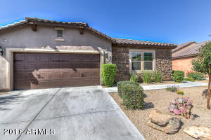 For Sale: 3753 E Covey Ln Phoenix, AZ 85050