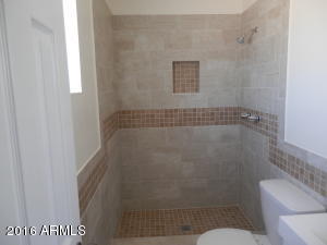 For Sale: 2820 W Caribbean Ln Phoenix, AZ 85053