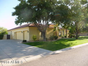 For Sale: 4657 W Honeysuckle Dr Phoenix, AZ 85083