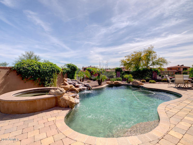 3103 S Prospector Cir