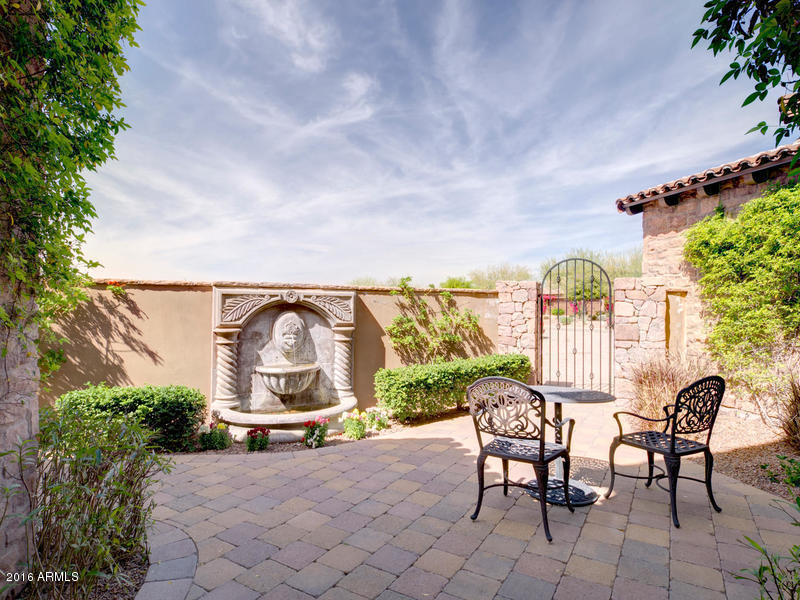 3103 S Prospector Cir