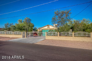 For Sale: 689 S Grand Dr Apache Junction, AZ 85120