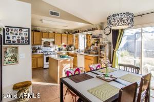 1335 E Rosemary Trl