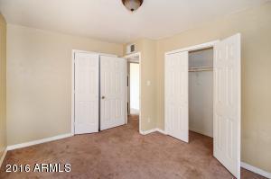 1210 N Arbor Ave