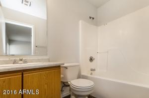639 W Mirage Loop