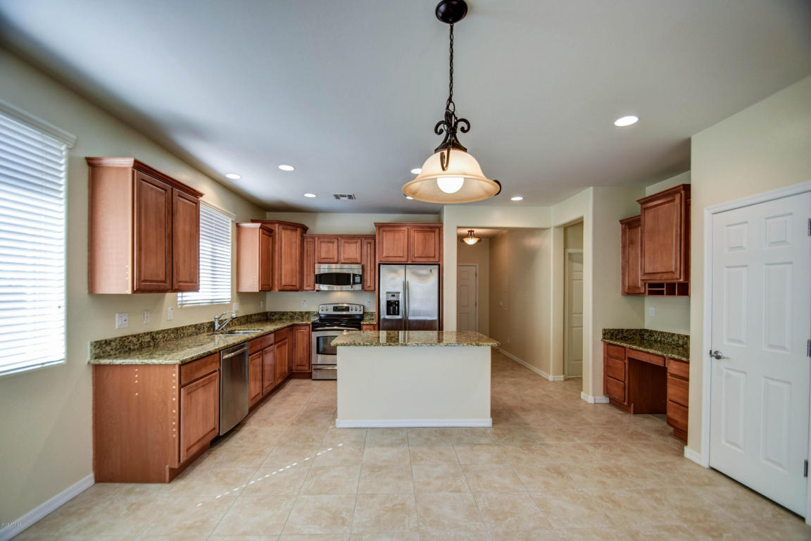 3989 N Hidden Canyon Dr