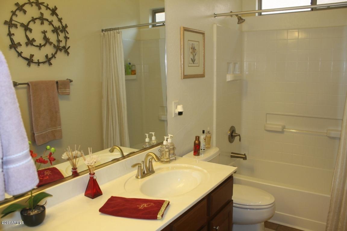41240 W Granada Dr