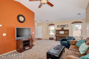 43454 W Cowpath Rd
