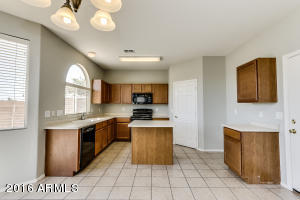 For Sale: 40472 N Domiano St San Tan Valley, AZ 85140