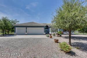 For Sale: 4703 E Horse Mesa Trl San Tan Valley, AZ 85140