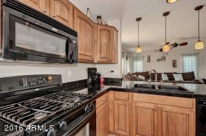 658 E Jeanne Ln