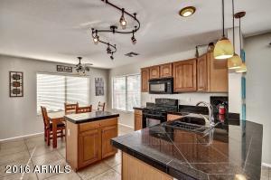 658 E Jeanne Ln