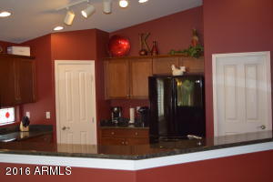 2644 E Santa Maria Dr