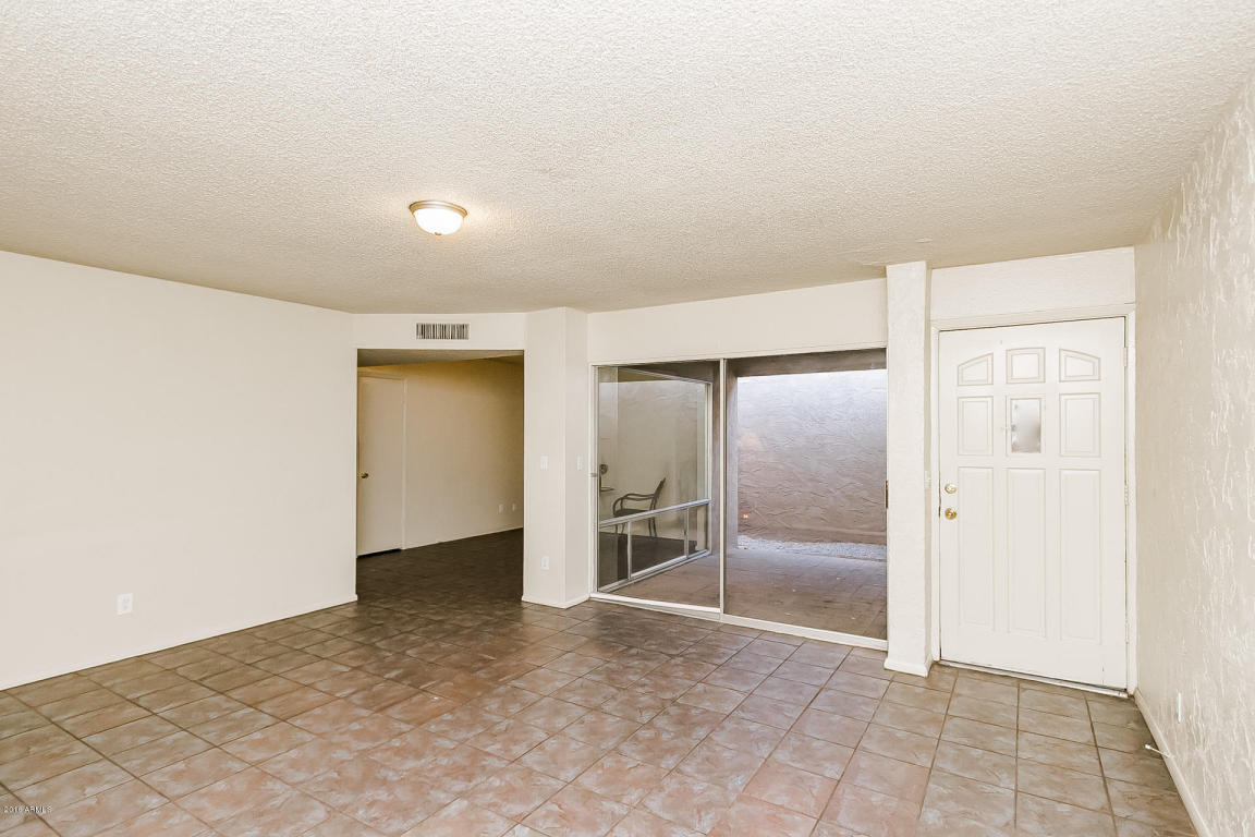 410 E Royal Palms Dr