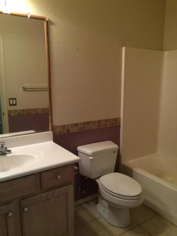 1015 S Val Vista Dr #98