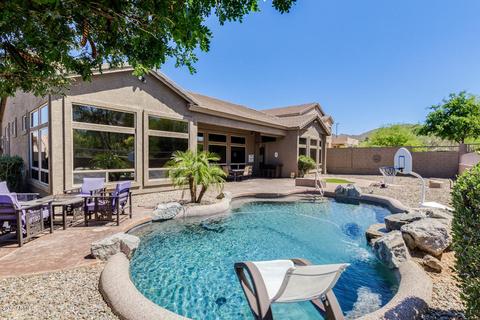 3658 N Paseo Del Sol --