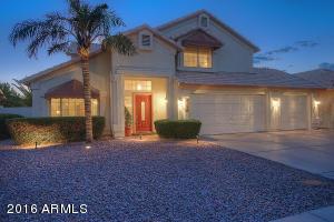 1638 N Avoca --