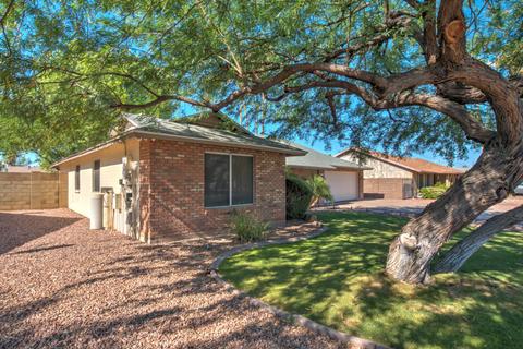 938 W Kiowa Ave