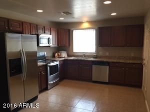 106 E Garnet Ave
