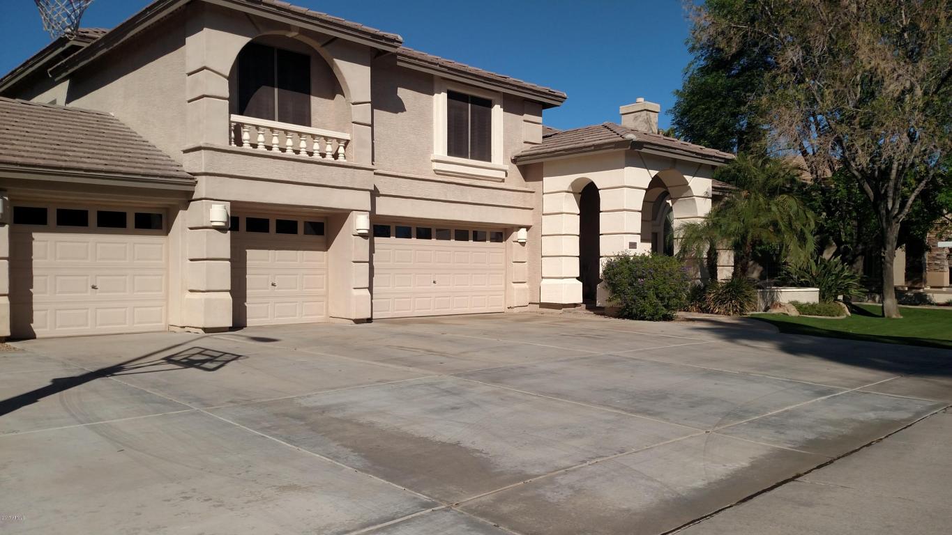 1203 W Weatherby Way