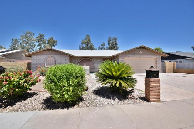1525 W Loughlin Dr