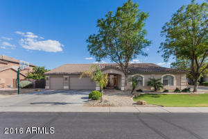For Sale: 2721 W Erie St Chandler, AZ 85224