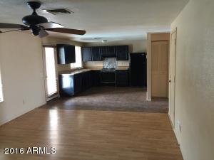2012 N Pennington Dr