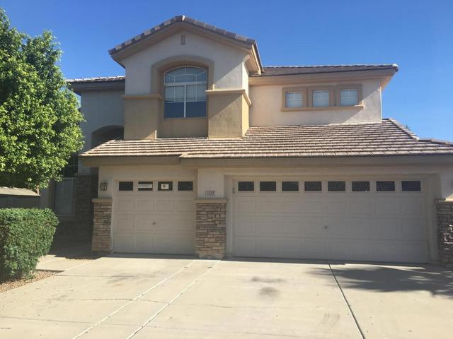 150 N Lakeview Blvd #3