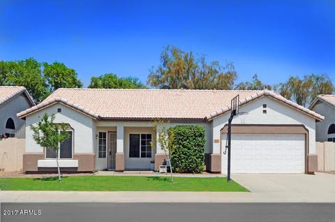 1450 E Megan St