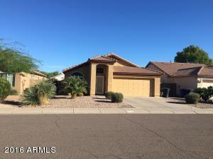 1581 E San Tan St