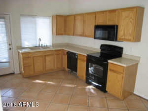 611 W Colt Rd