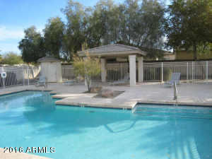 611 W Colt Rd