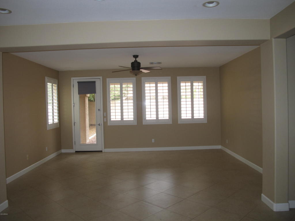1186 W Bosal Dr