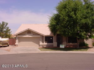 For Sale: 554 W Horseshoe Ave Gilbert, AZ 85233