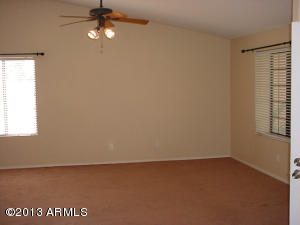 For Sale: 554 W Horseshoe Ave Gilbert, AZ 85233