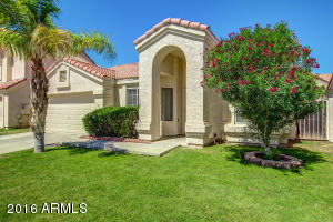 For Sale: 1026 S Tiago Dr Gilbert, AZ 85233