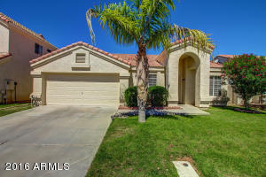 For Sale: 1026 S Tiago Dr Gilbert, AZ 85233