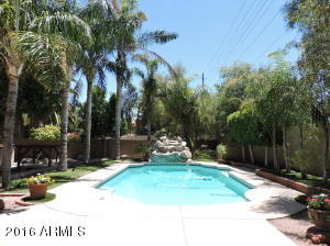 For Sale: 526 S Bay Dr Gilbert, AZ 85233