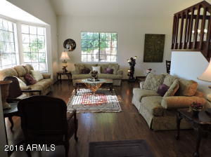 For Sale: 526 S Bay Dr Gilbert, AZ 85233