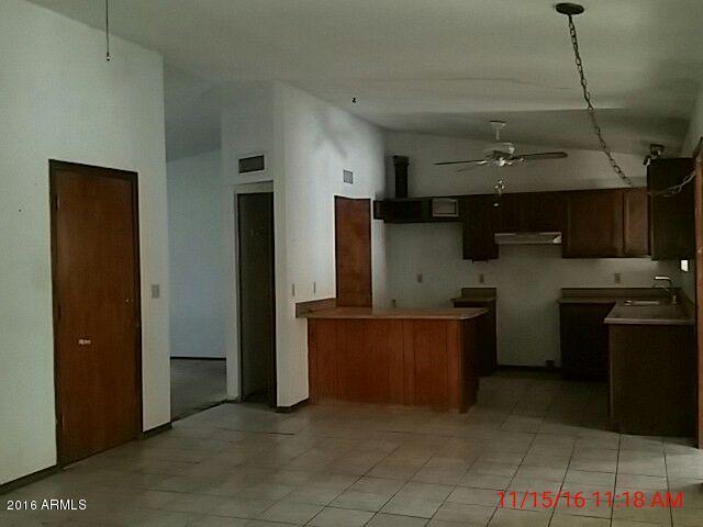 229 E Merrill Ave