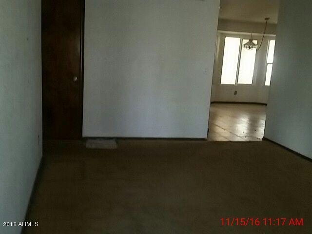 229 E Merrill Ave