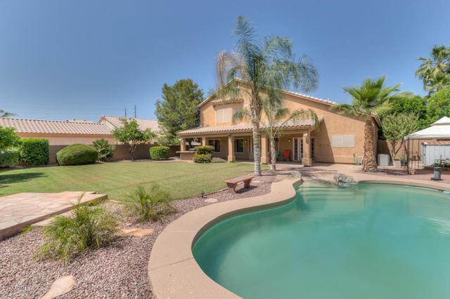 2858 E Redfield Rd
