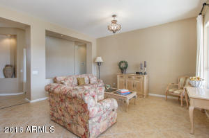 1881 W Honeysuckle Ln