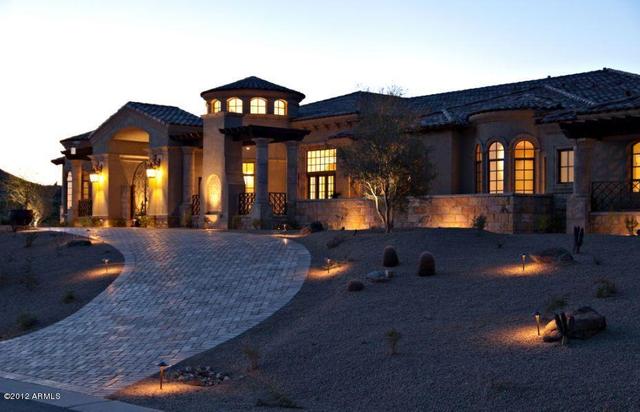 7736 E Rancho Vista Dr