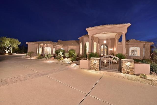 7736 E Rancho Vista Dr