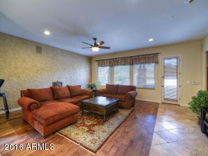 9572 E Mountain Spring Rd