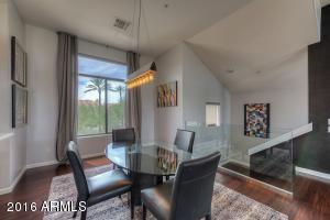 8989 N Gainey Center Dr #218